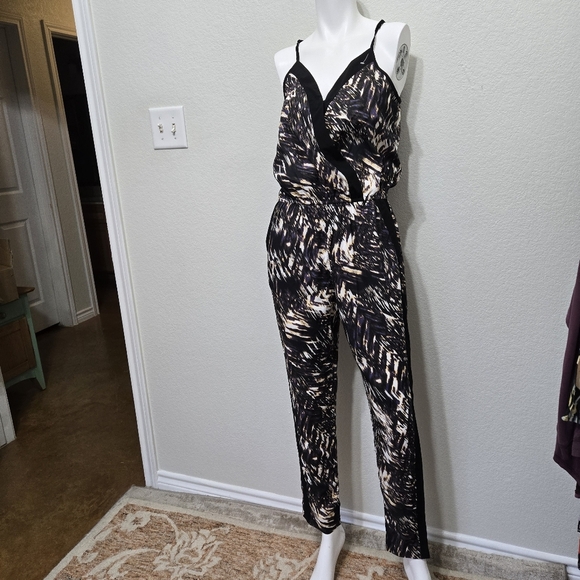NWT Banana Republic Print Jumpsuit Size 4 - Picture 7 of 9
